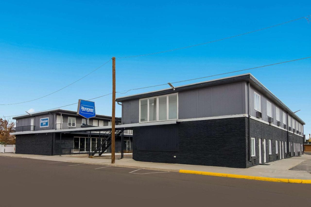 Rodeway Inn & Suites Sidney Historic Downtown I-80 Екстериор снимка