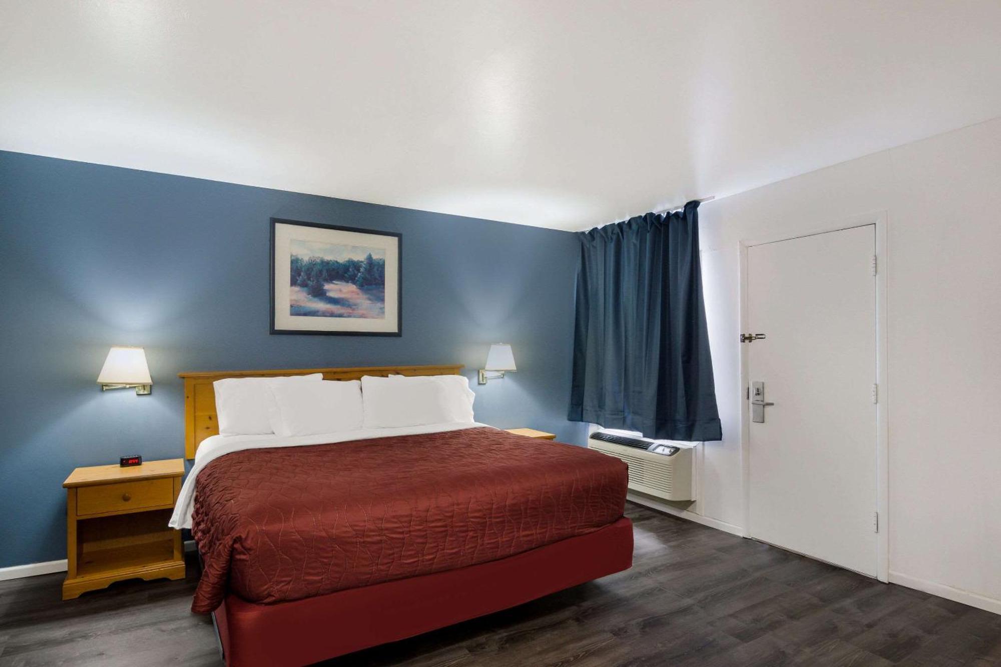 Rodeway Inn & Suites Sidney Historic Downtown I-80 Екстериор снимка